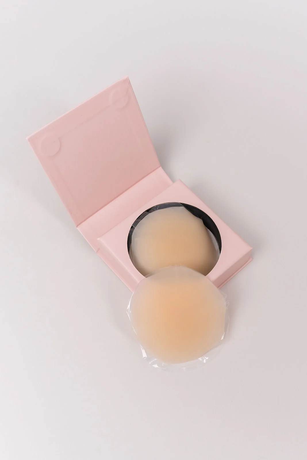 Cover - Image 4