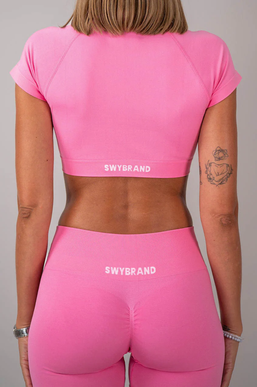 Elevate Crop Tee - Image 3