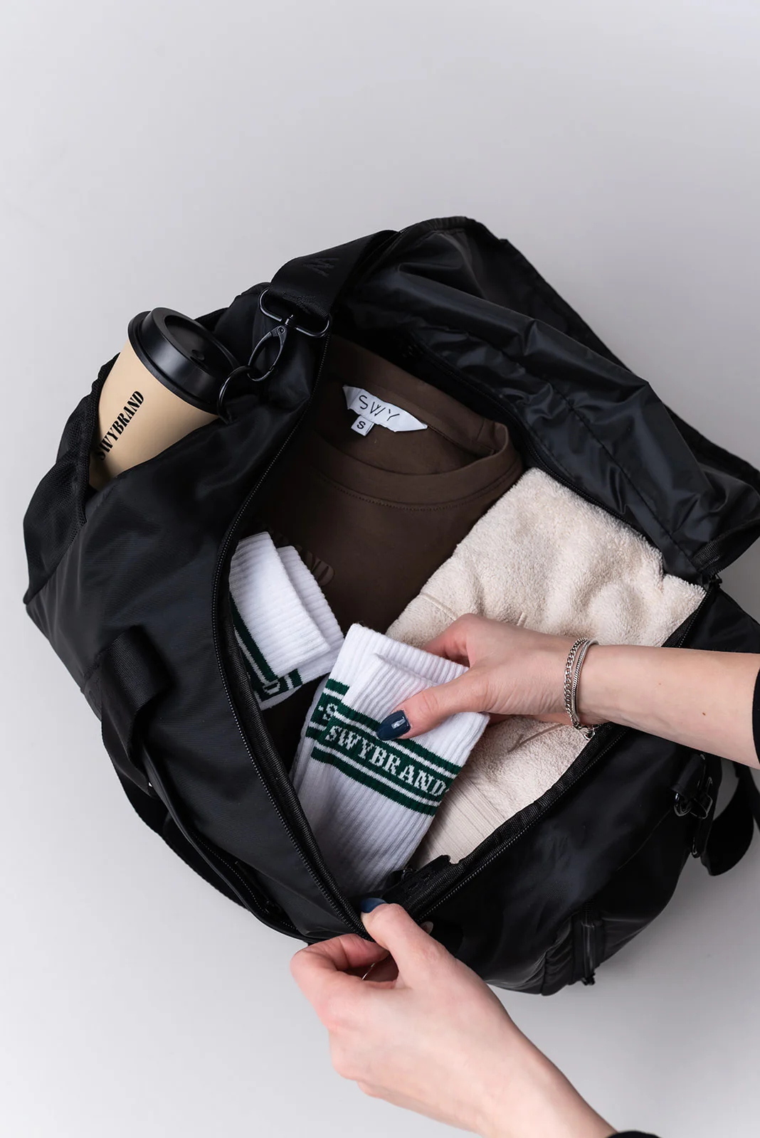 SMALLER GYM BAG - Image 13