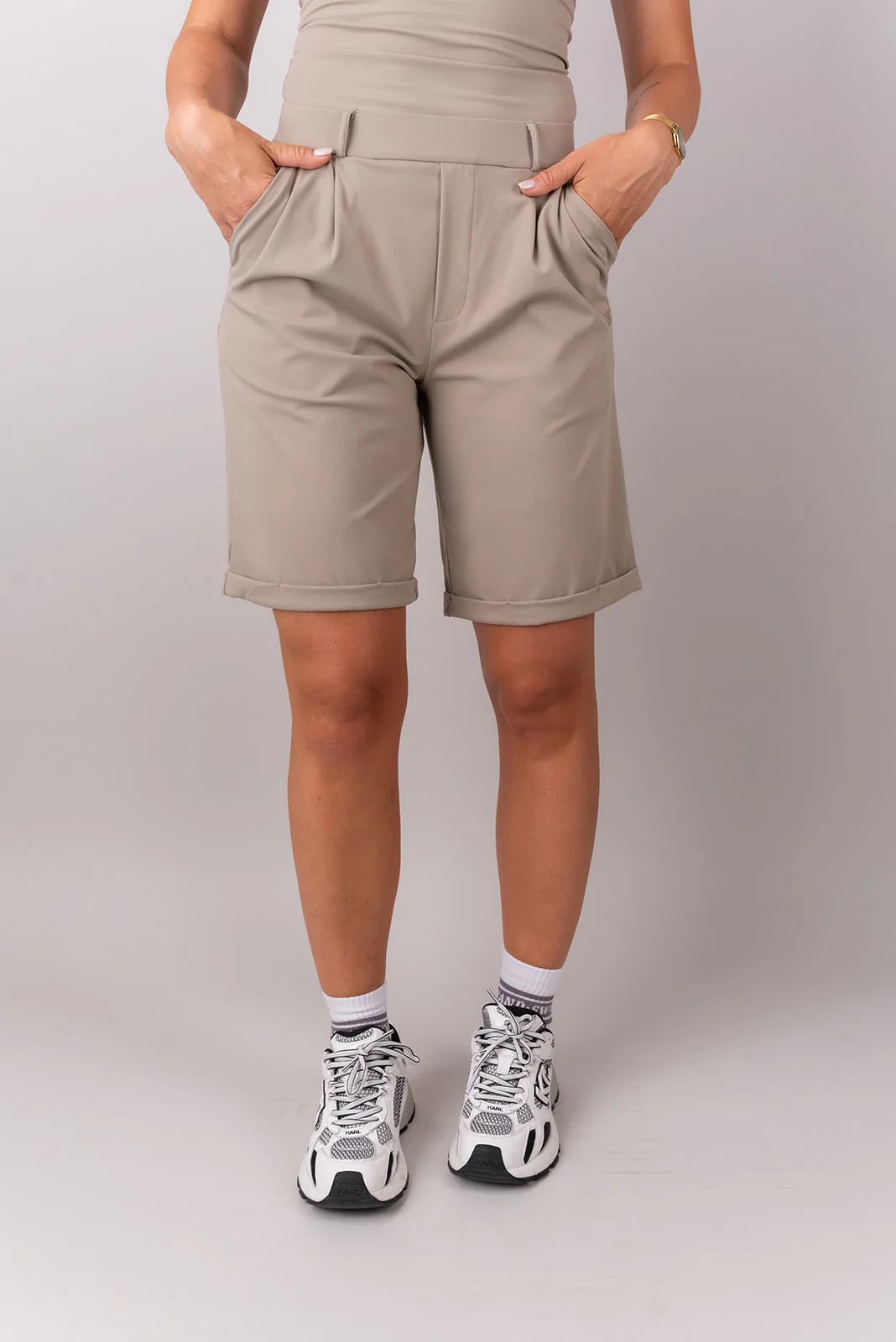 Office Bermuda Pants - Image 4