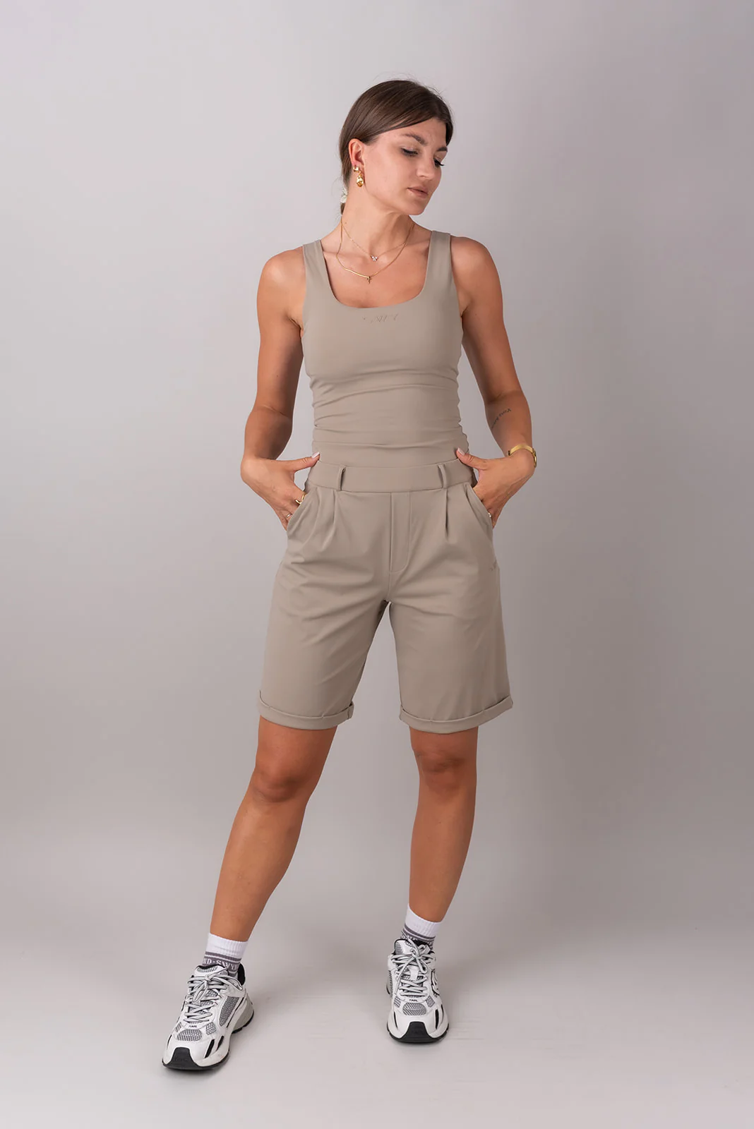 Office Bermuda Pants - Image 6