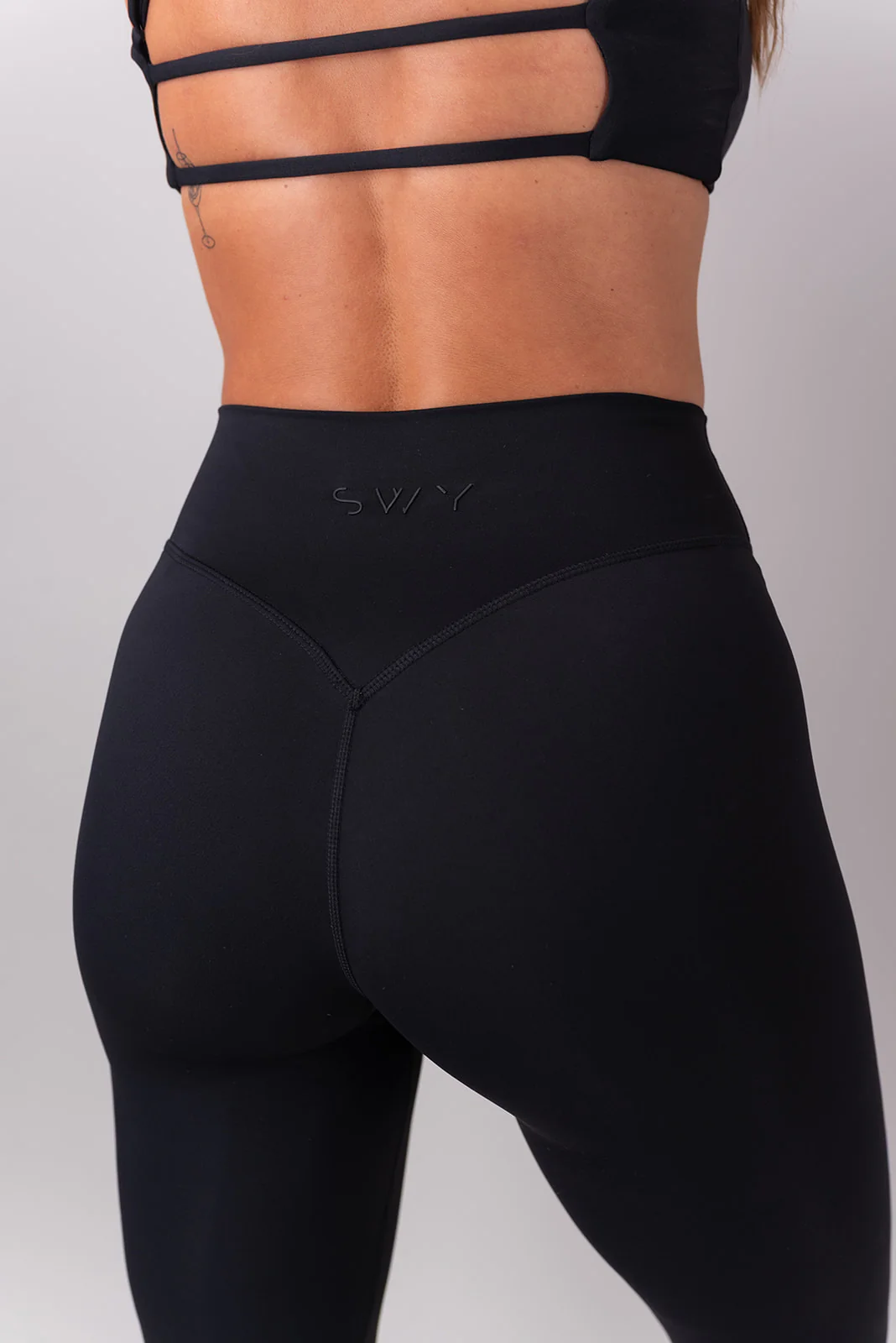 Sleek Classic Leggings - Image 6