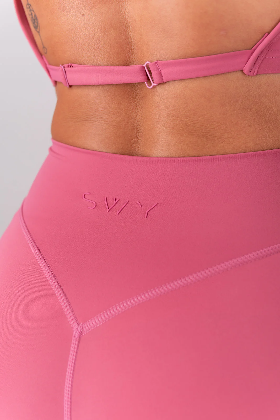 Sleek Classic Leggings - Image 5