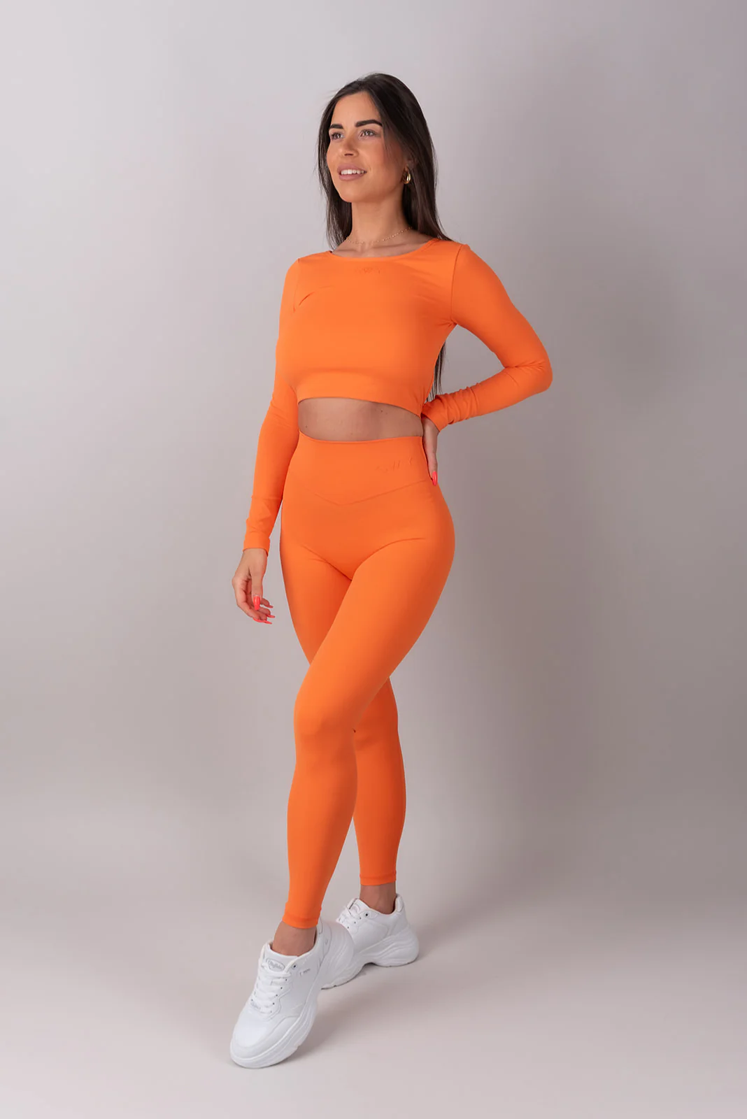 Sleek Long Slevee - Image 7