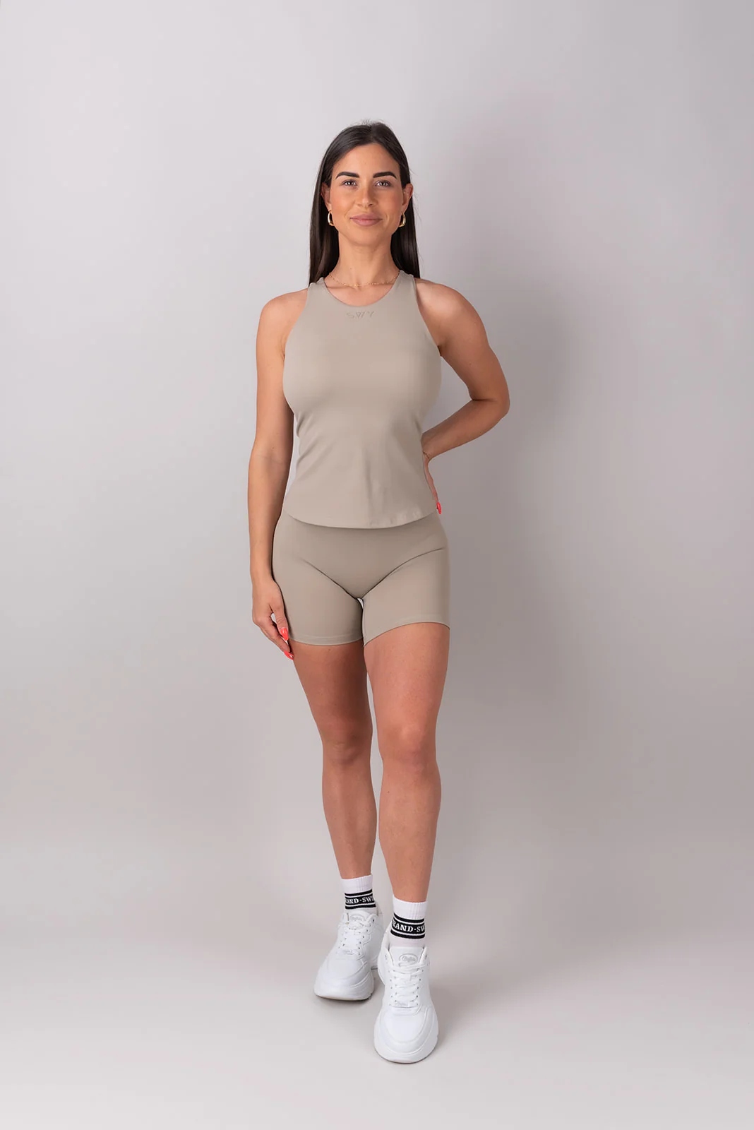 Sleek Tank Top - Image 6